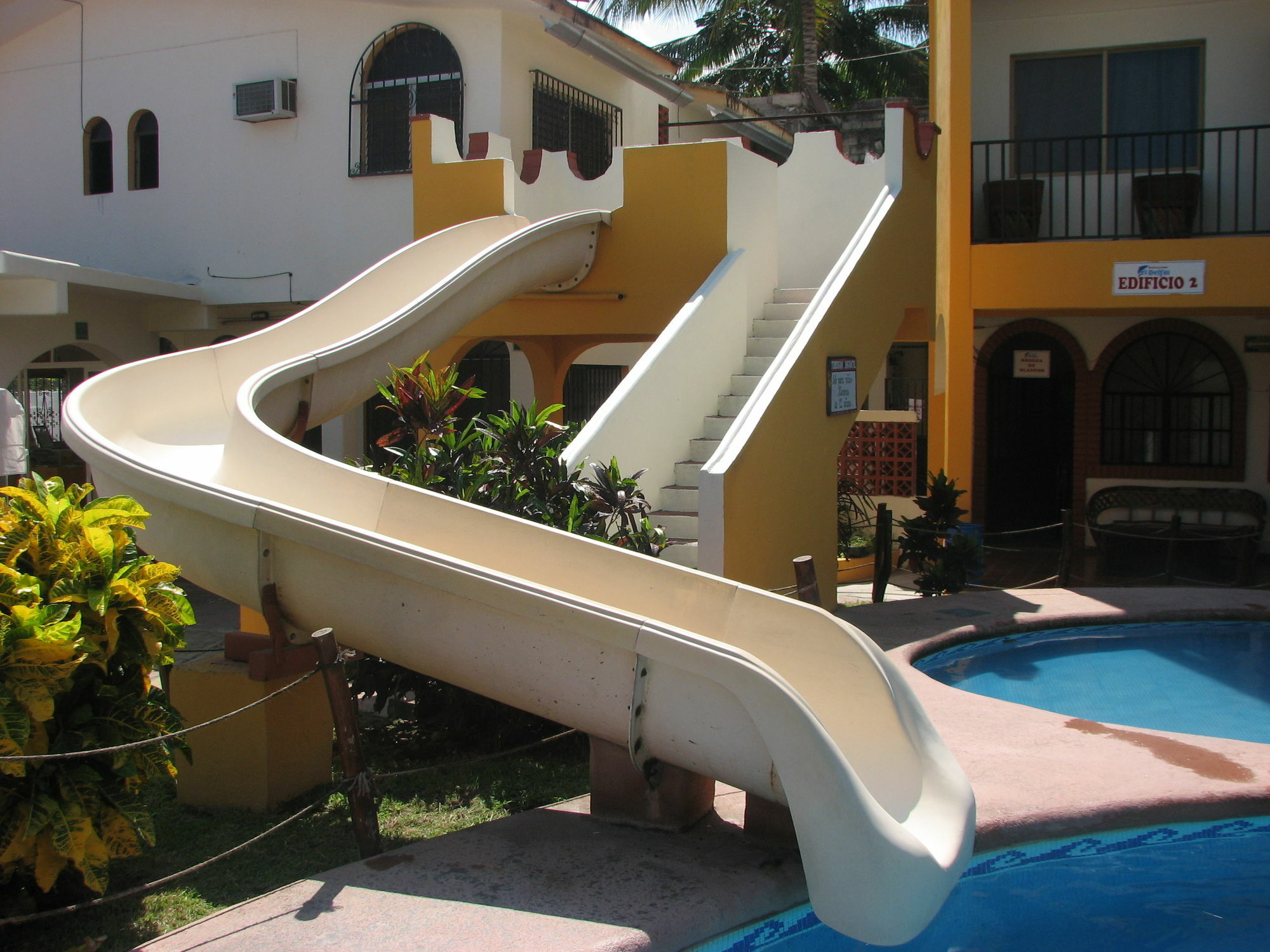 Bungalows El Delfin ริงกอน เด กัวยาบิโตส ภายนอก รูปภาพ